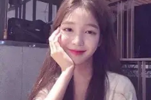 陪玩陪睡仅冰山一角!继关晓彤遭殃后千万网红再曝内娱猛料